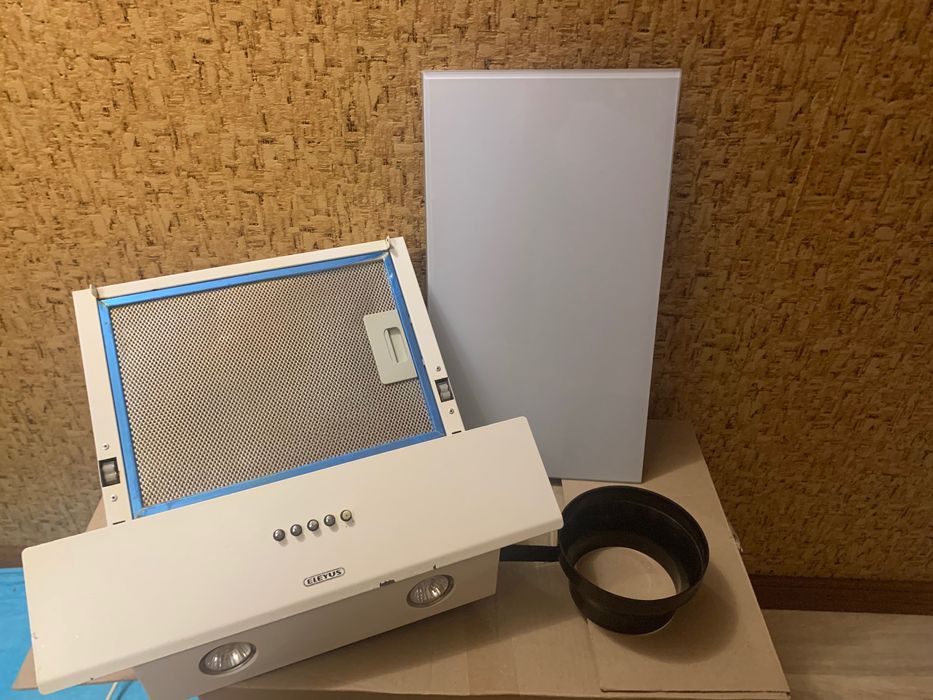 Кухонна витяжка побутова