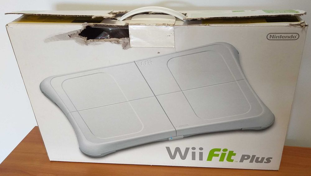 2 Caixas Mario Kart + Volante original - Manuais wiimote