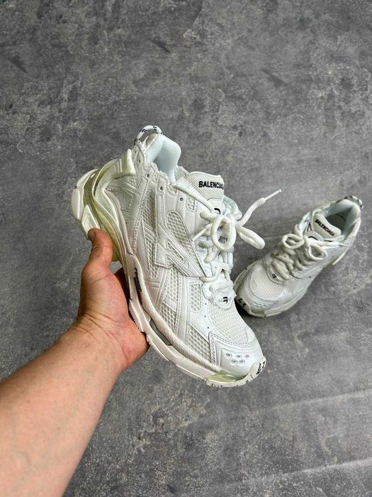 BALENCIAGA Runner кроссовки белые кеди кеды кросівки білі 43 41 40 39