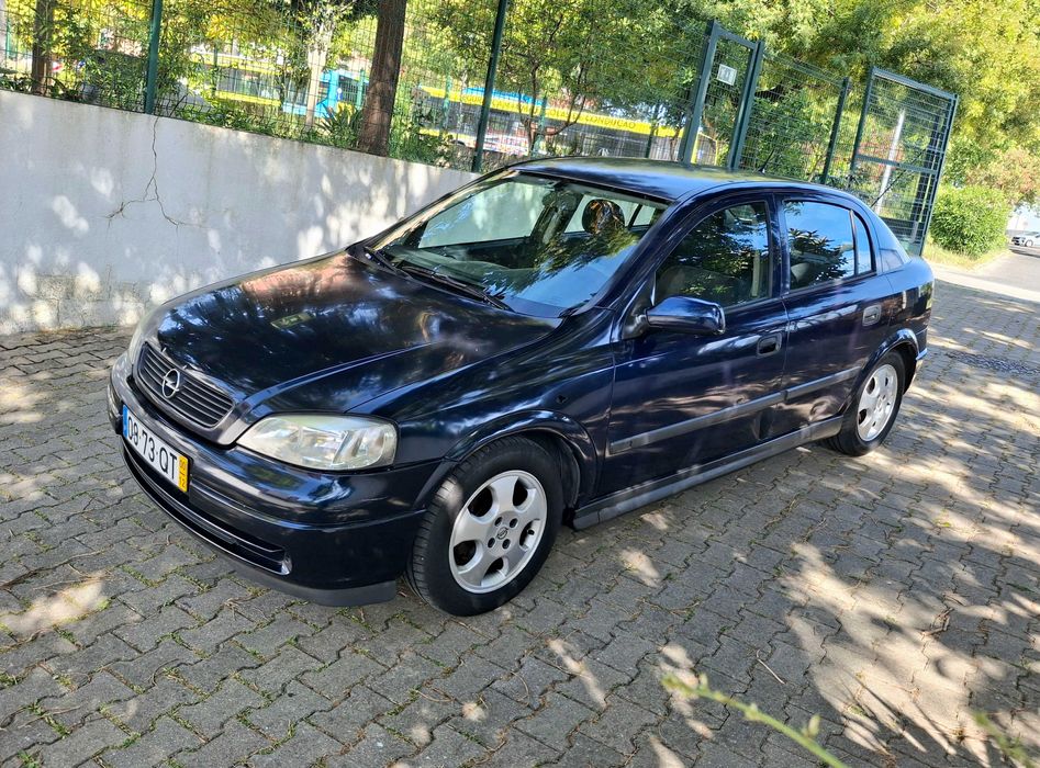 Opel Astra 1.4i 16v C/AC Nacional 00