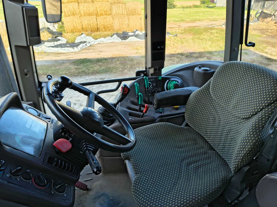 Ciągnik rolniczy Claas Ares