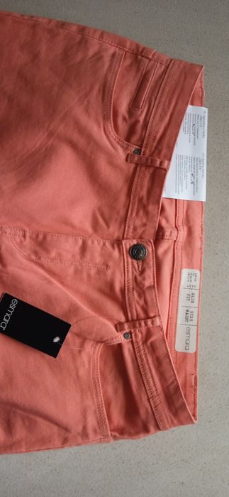 Nowe spodnie chinos slim fit Esmara