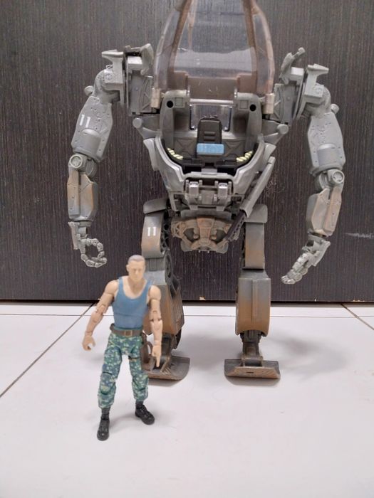 Figurka avatar robot
