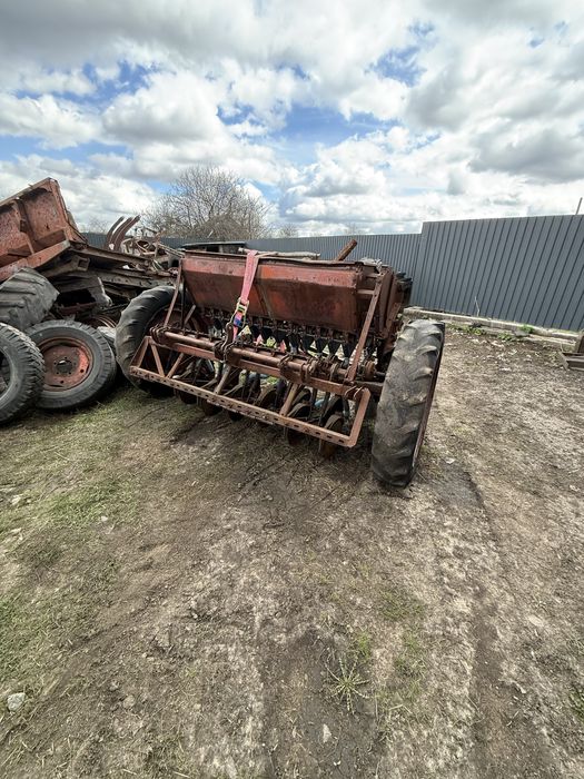 Сівалка зернова анкерна та сошникова