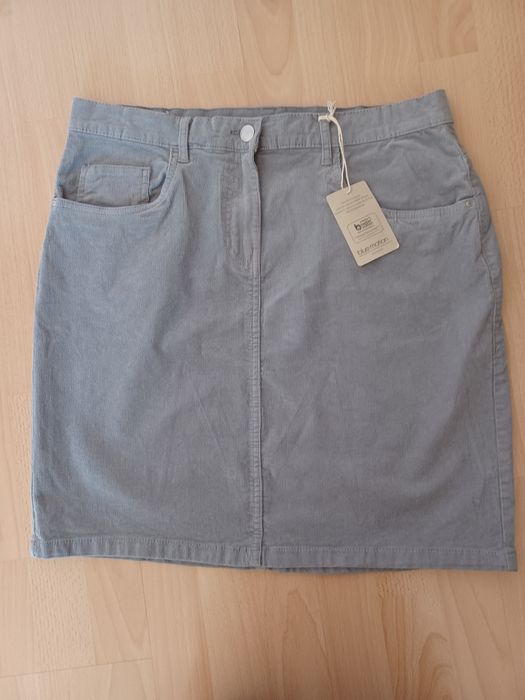 Spódniczka sztruksowa