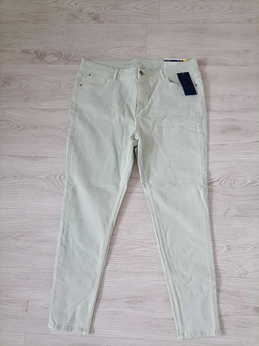 Nowe jeansy C&A w rozm. 46