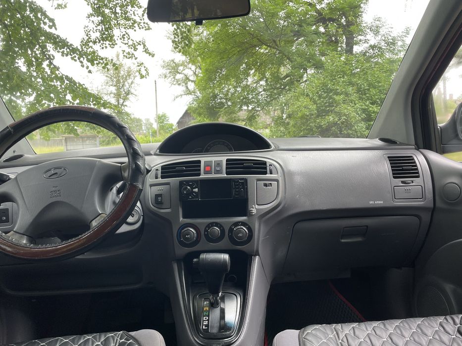 Hyundai Matrix 2006, 1.8 газ/бензин АВТОМАТ