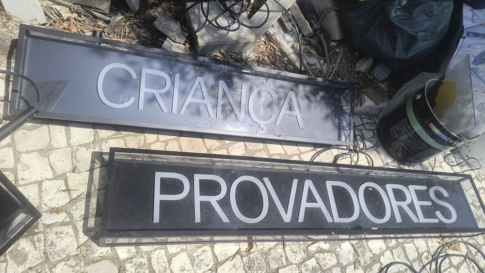 Letreiros Luminosos para Loja – Mulher, Criança, Lingerie e Provadores