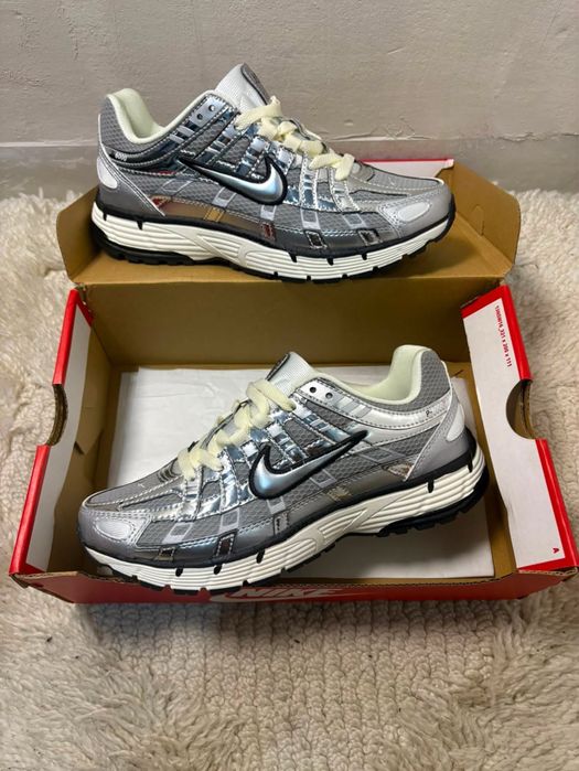 Nike p6000.