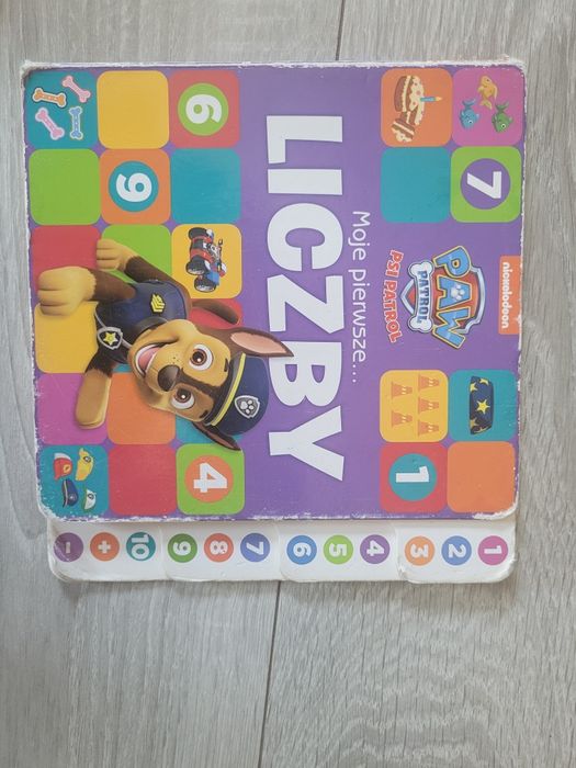 Ksiazka moje pierwsze liczby z bohaterami psiego patrolu