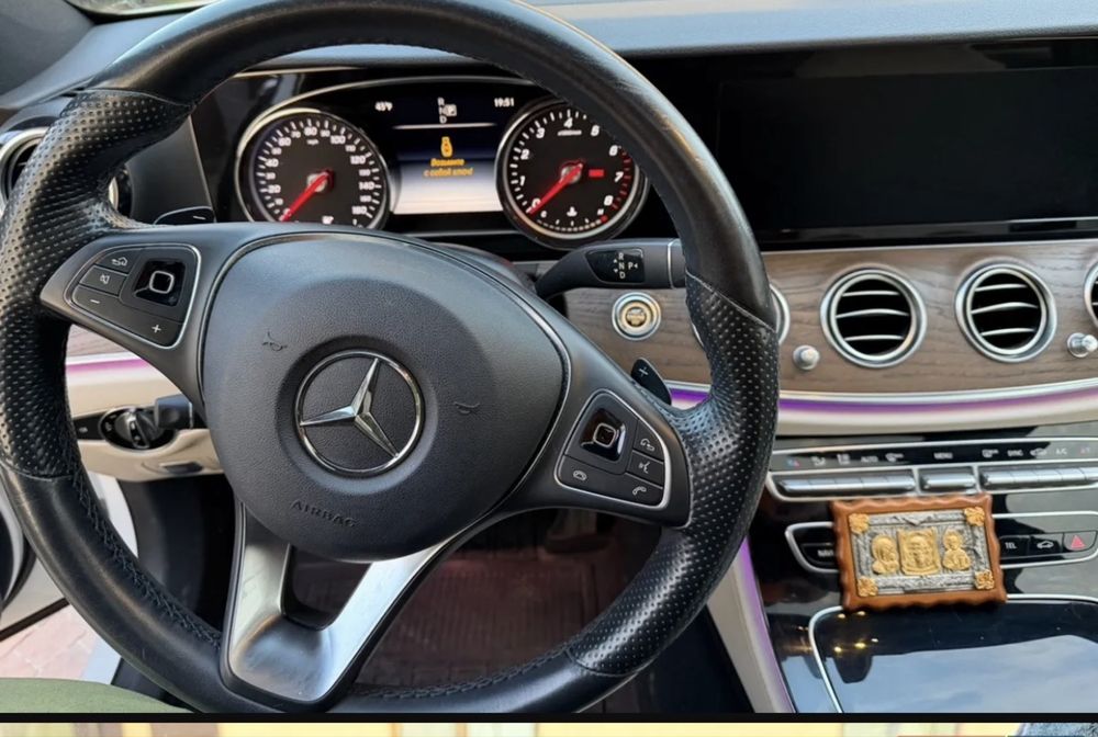 Mercedes-Benz E-Class 2017 VIN WDDZF4JB9HA284978 фото оголошення 3 з 15