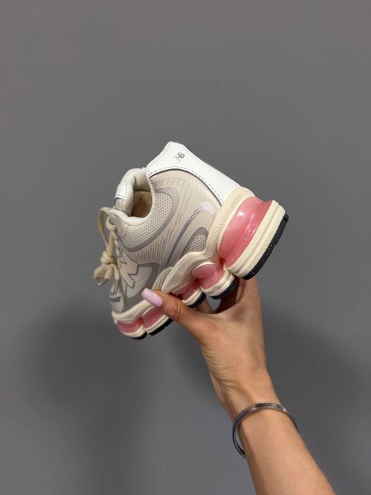 Кросівки New Balance 2000 Timberwolf/Pink premium