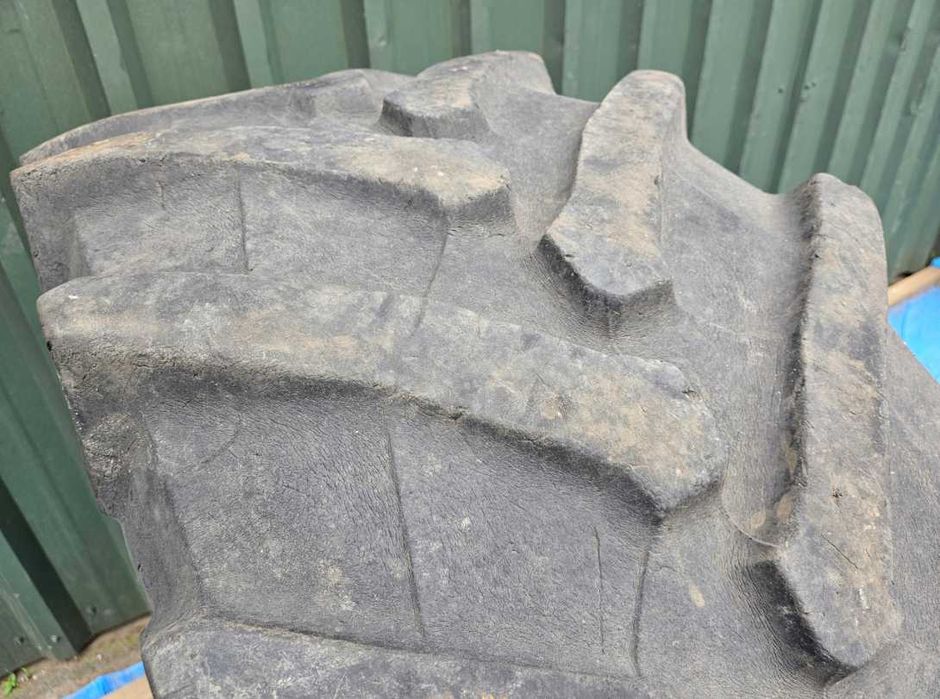 Opona Pirelli 480/65 - R 24 Tm 800 480/65r24