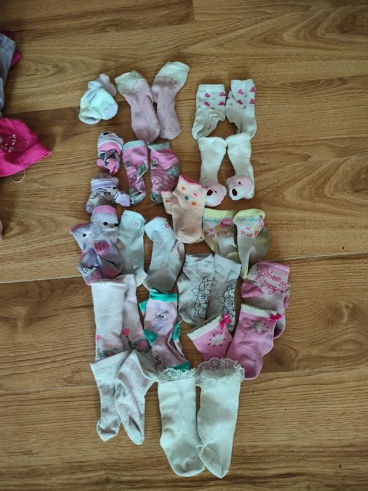 Zestaw skarpet, rajtuz, czapek 80-92