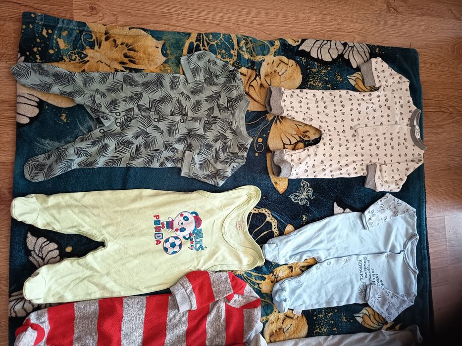 Pajacyki ki i kaftanik do kompletu