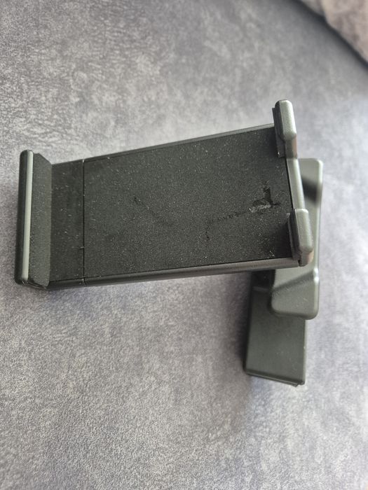 Smart Holder – uchwyt multimedialny
