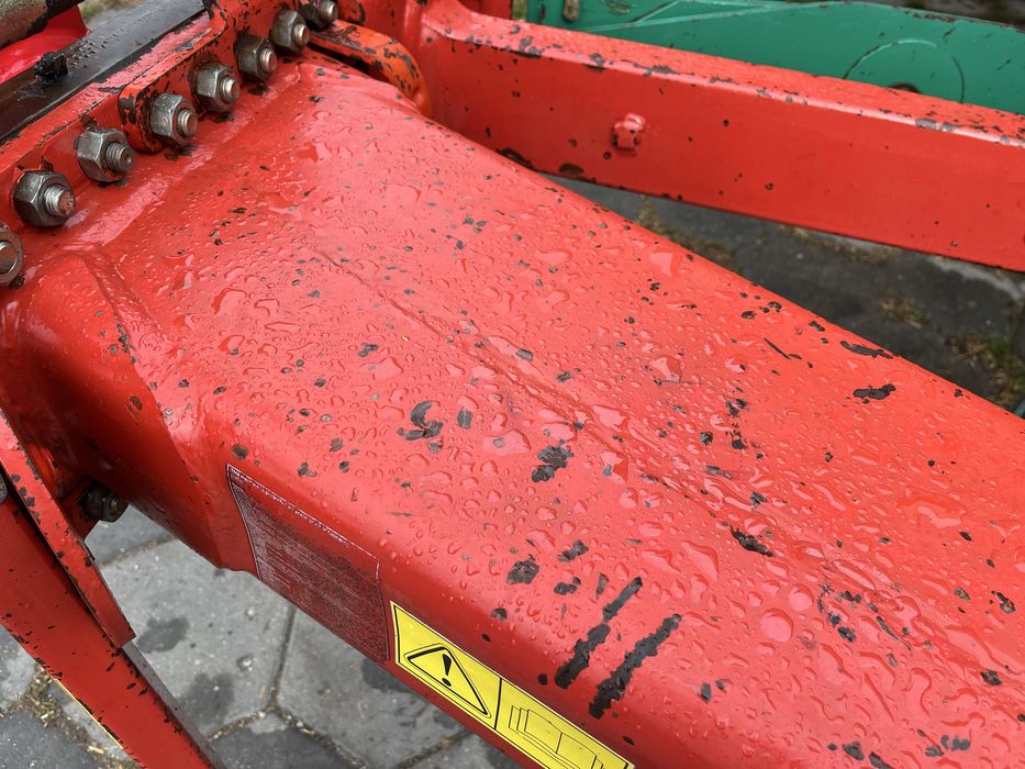 Plug kverneland  f 160 lemken