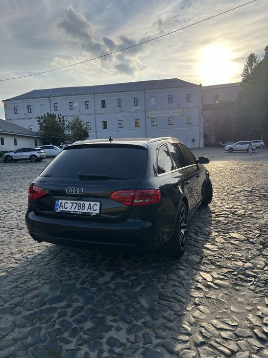 Продам Audi A4B8
