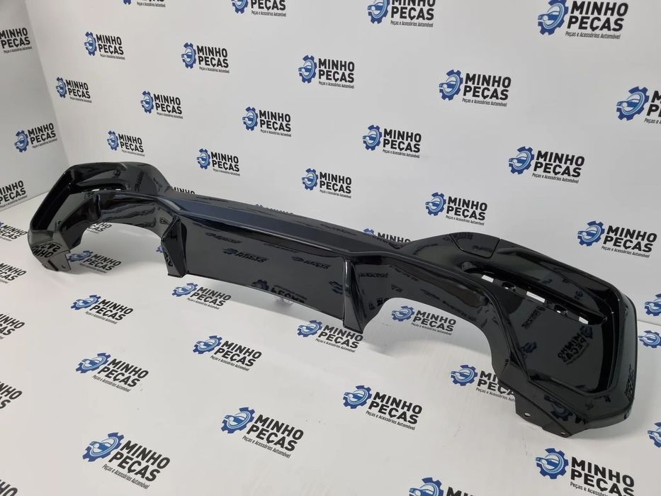 Difusor Traseiro BMW (F20/F21) LCI Look M2