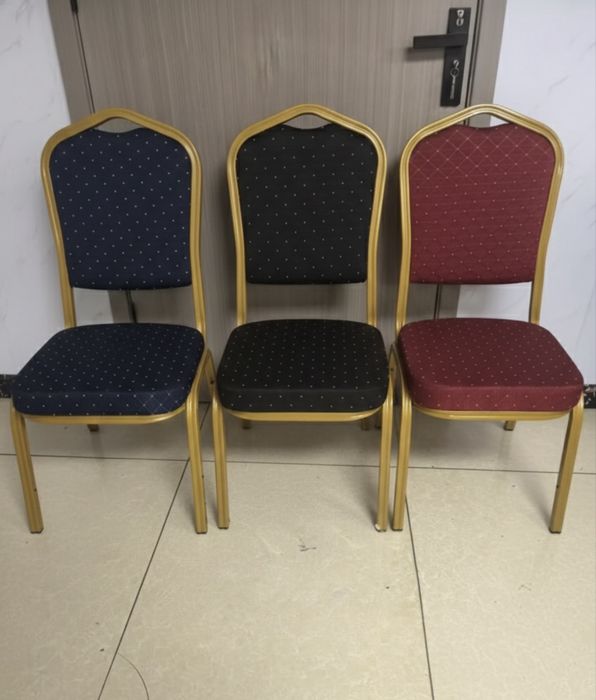 Krzesło bankietowe , restauracyjne , weselne, tapiecerowane