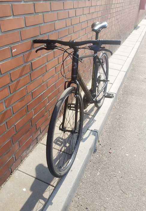 Rower Giant Escape 2  / 28' rama L /  Altus 9rz. miejski, fitness,