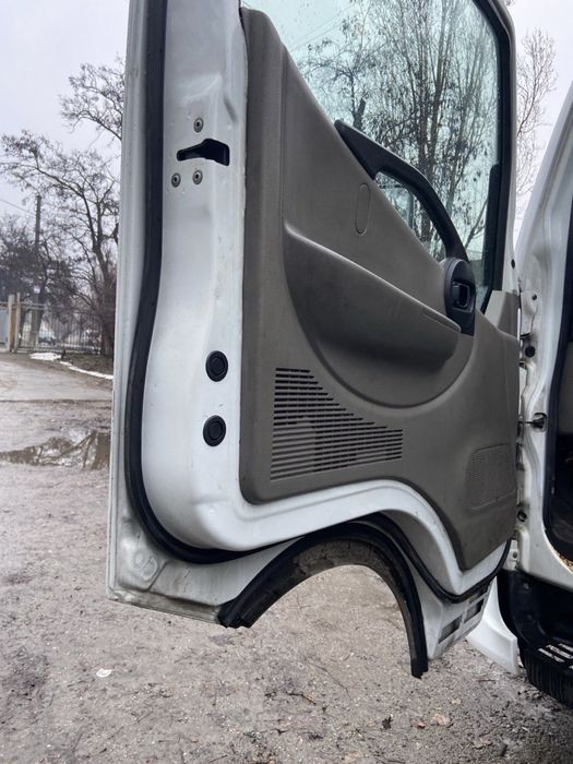 Вишка, Nissan Cabstar