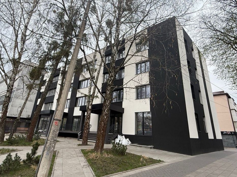 Продається комерційна нерухомість у самому центрі Рівного – готове рішення для вашого бізнесу - View 2