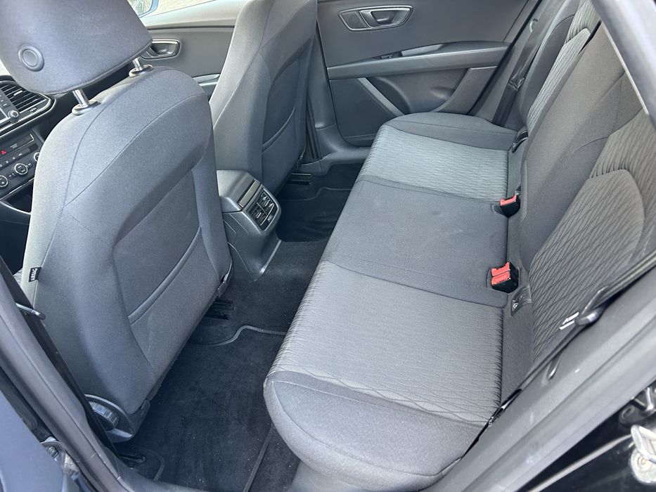 Seat Leon ST 1.6Tdi 110cv - Nacional/particular