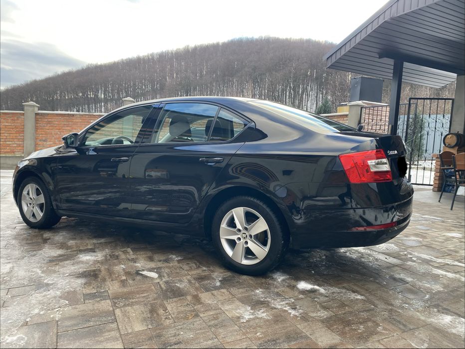 Skoda a7 (fl) ліфтбек .