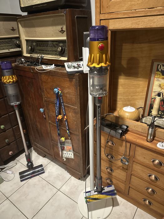 Aspirador Dyson V12!