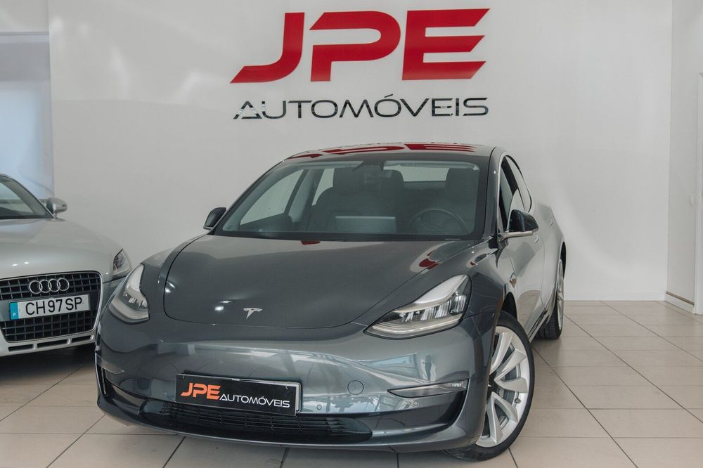 Tesla Model 3 Long Range AWD Dual Motor
