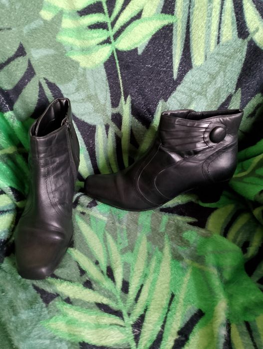 Botki, sztyblety, półbuty ocieplane rozm 40