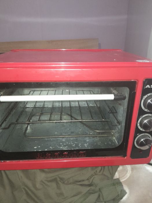 Продам єлектро печ не дорого