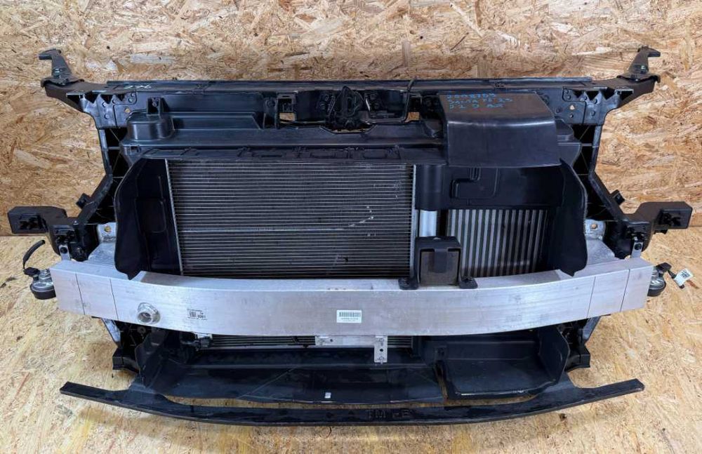 Hyundai Santa Fe радіатор вентилятор запчастини