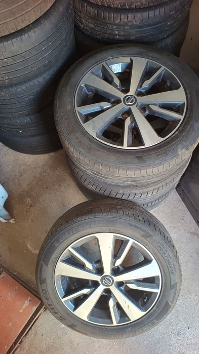 Диски  колеса Nissan leaf  5/114,3 R 16