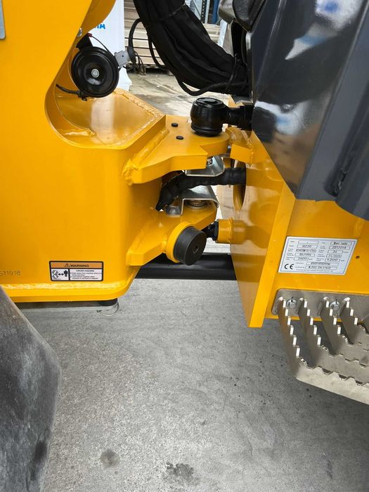 Pá carregadora Kubota h220 0.5m3