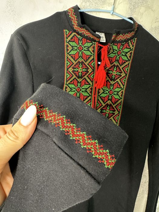 Вишита кофтина лонг 140р вишиванка