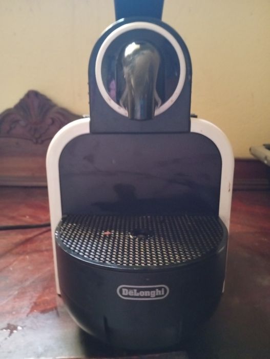 Máquina de café delonghi