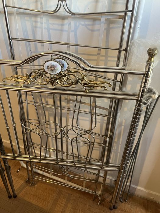Cama de ferro bebé
