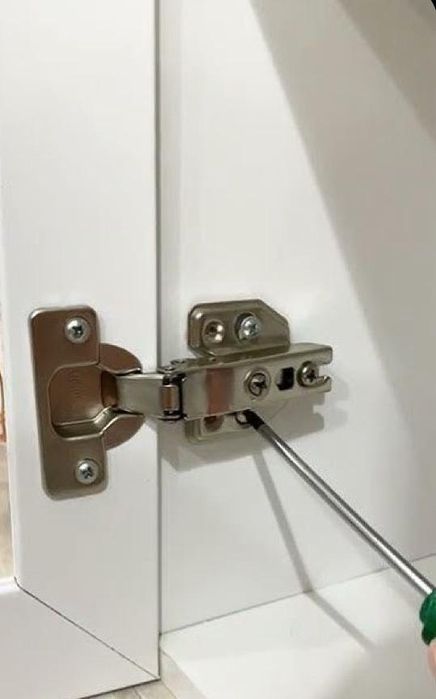 Faz tudo/Marido de Aluguel  Reparos, pintura ,eletrica , canalização n