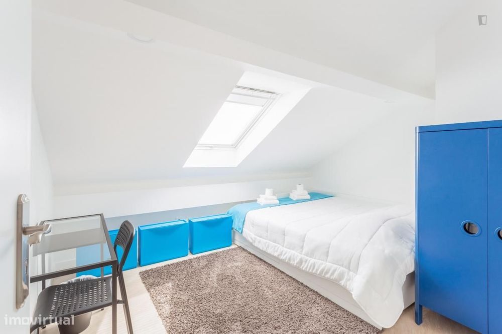 Quarto - localizado em Rio Tinto Porto