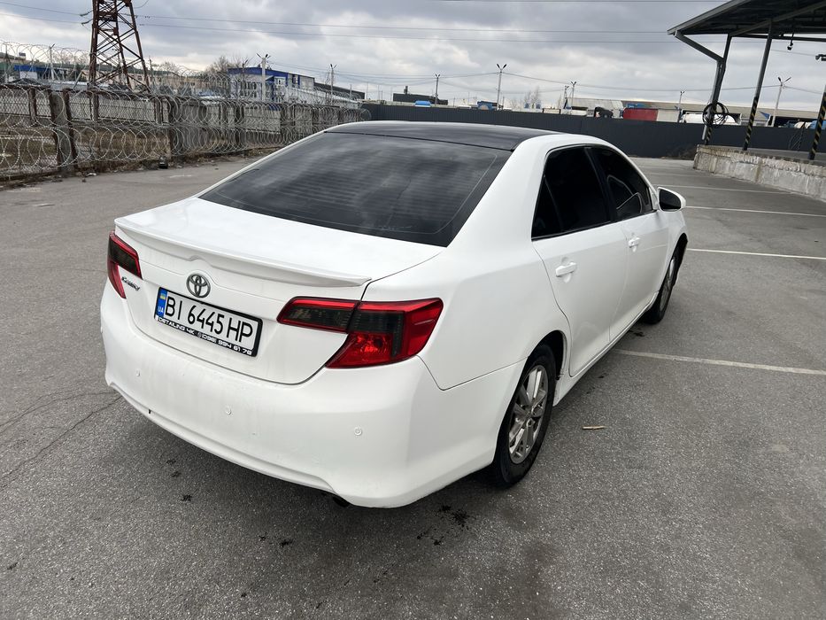 Продам або обміняю Toyota Camry 2014