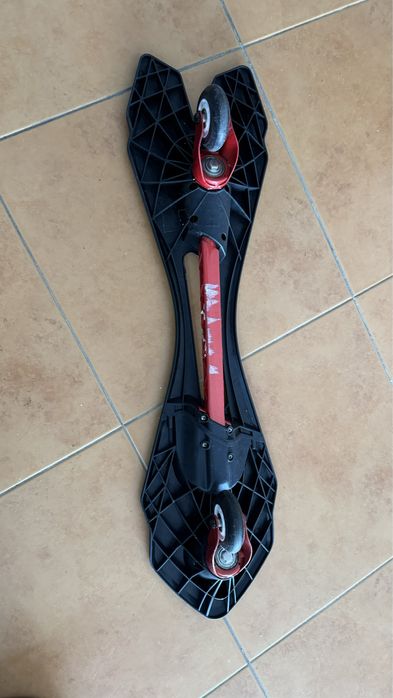 Skate de duas rodas novo