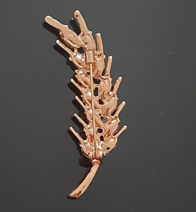 Брошка колос с камнями