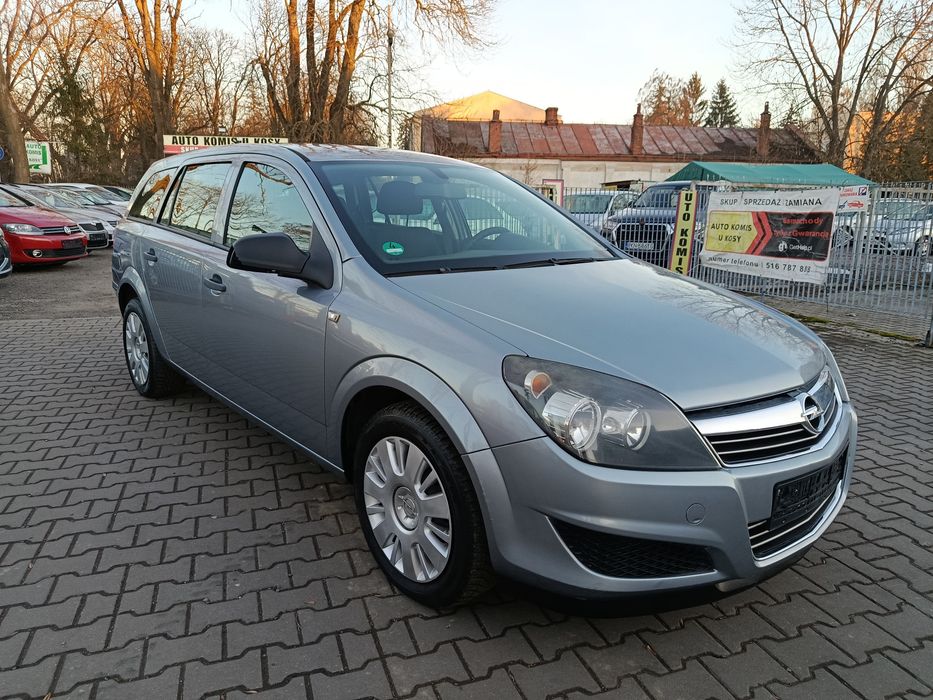Opel Astra 1.9 CDTI  2010 rok spr  servis /Kombi/150KM