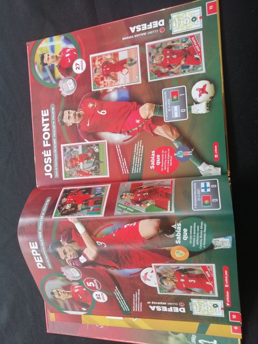 Caderneta Completa Fome de Vencer 2018 com Tattos aceito troca