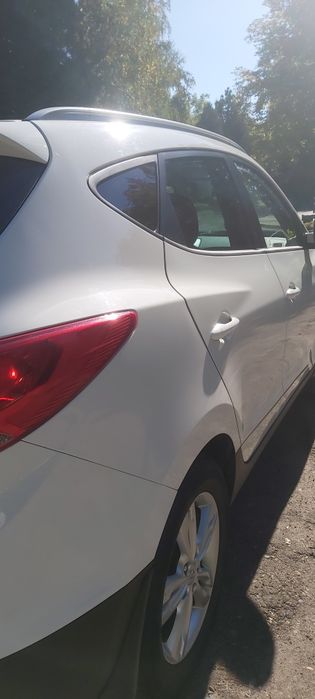 Продаю сімейне авто Hyundai ix35