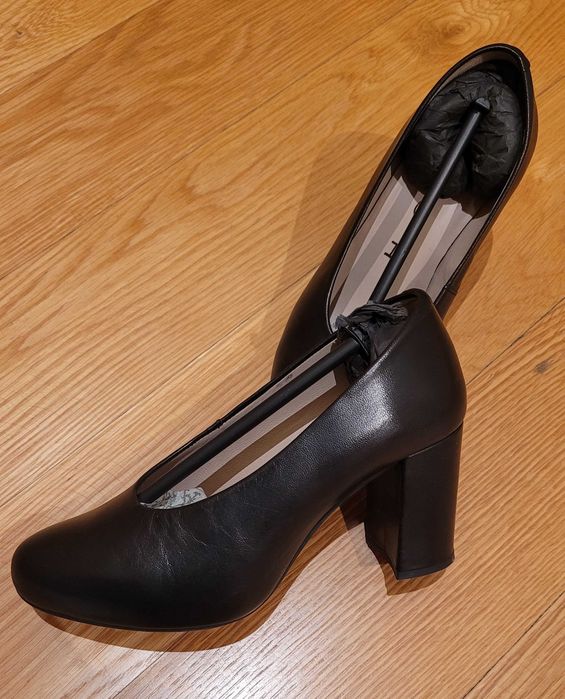 Sapatos de senhora, UNISA, novos, tam.35