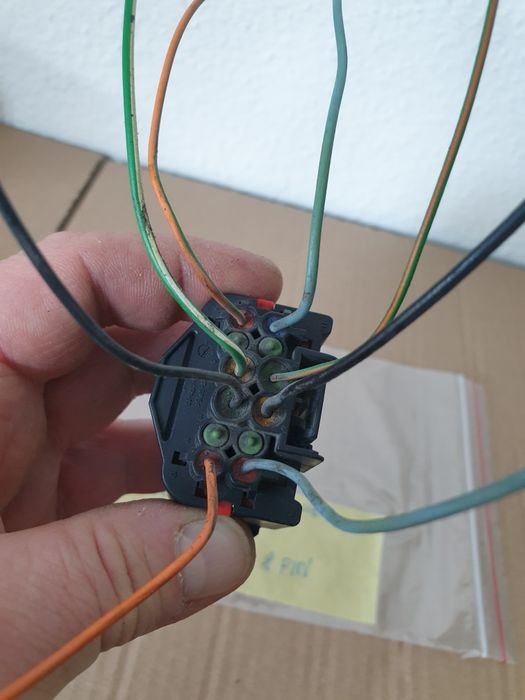 wtyczka lampy prawej volvo v50 s40  8 pin   nr 6