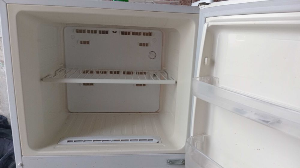 Продам холодильник Samsung срочно